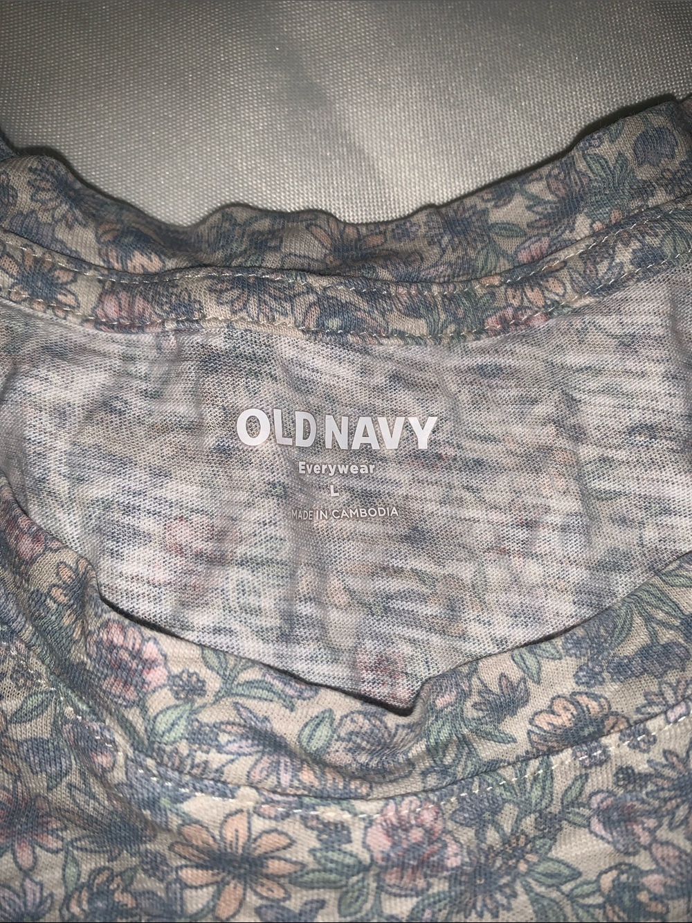 Old Navy Floral Short Sleeve Tops — Rust Red and Dusty Blue - Picture 3 of 9
